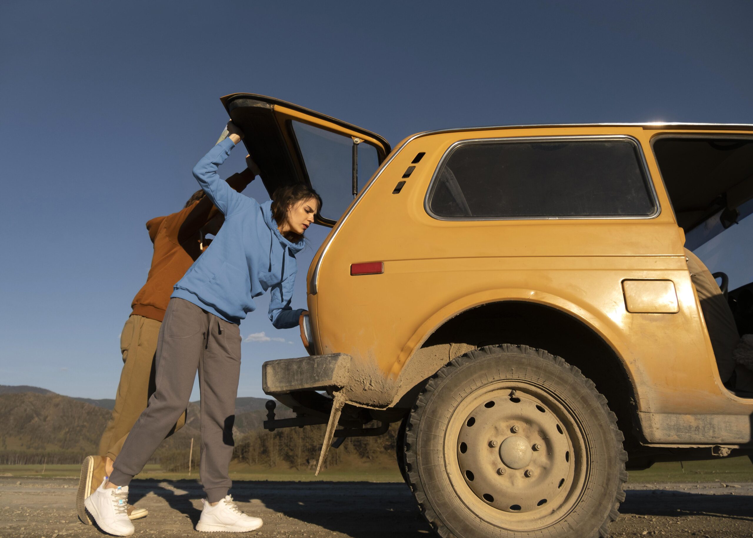 Scrap Vehicle Pickup Services In Bangalore That Combine Easy Pickup With RC Cancellation